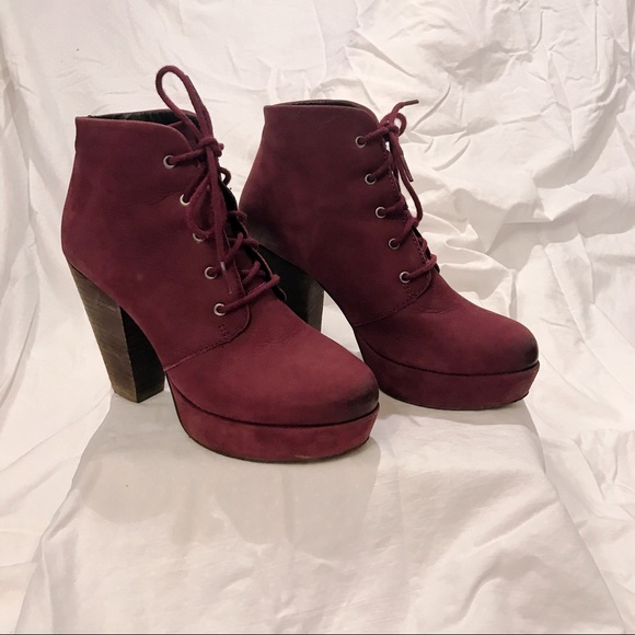 Steve Madden Shoes - Steve Madden Raspy heeled booties